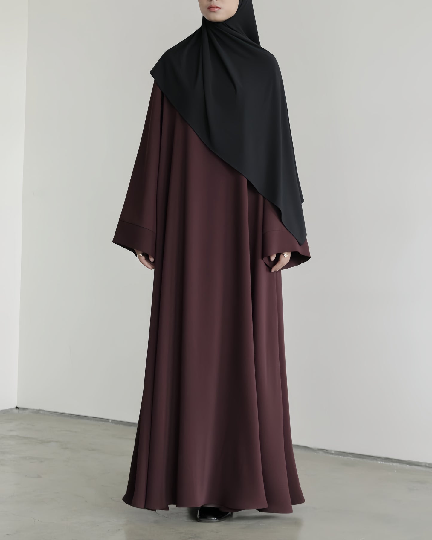 Essential Flow Abaya