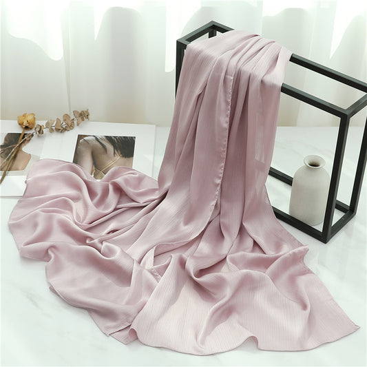 Satin Crinkle Hijab in Chalk Pink