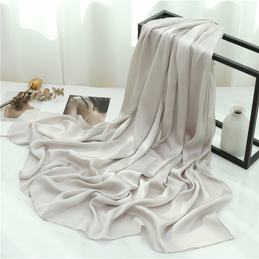 Satin Crinkle Hijab in Silver